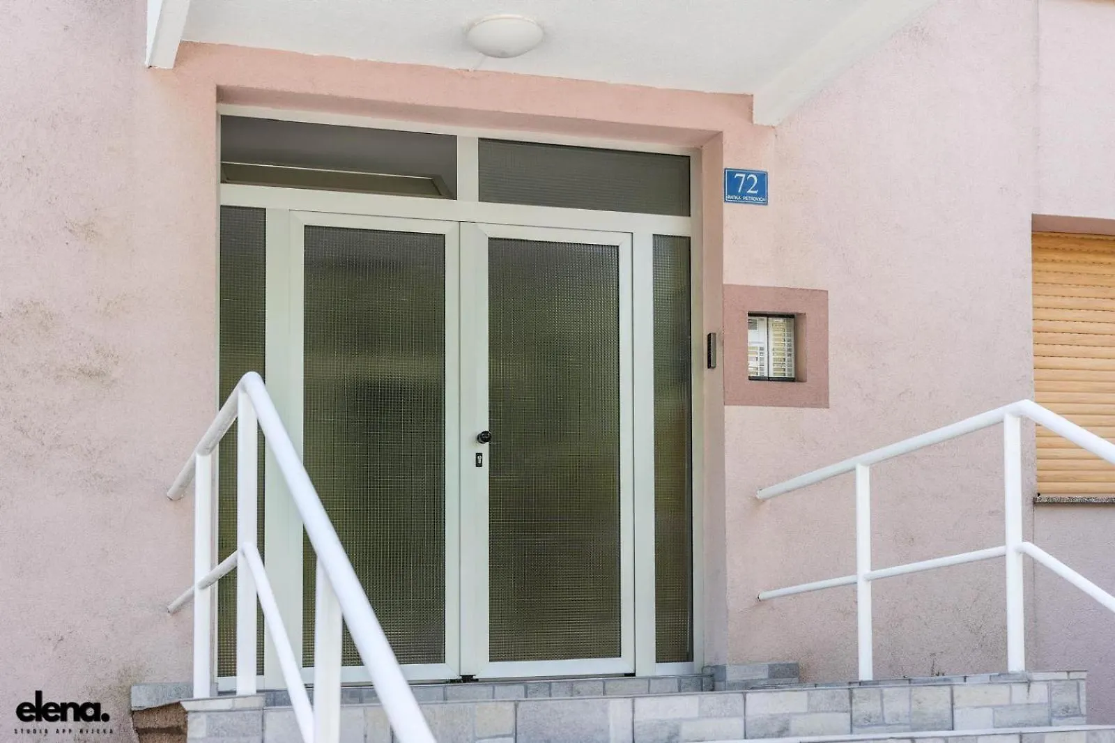 Studio Apartment Elena Rijeka