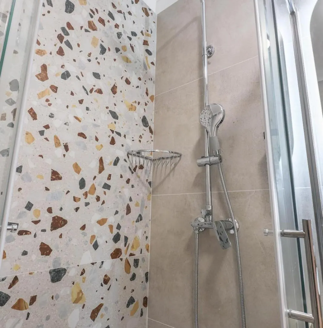 Studio Apartment Elena Rijeka